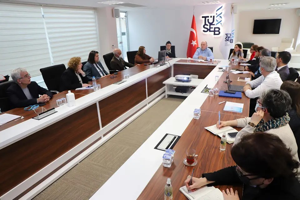   Evaluation Meeting on “What should be done about improving vaccine awareness in pregnant women and creating near-term suggestions for increasing vaccine application practice?”