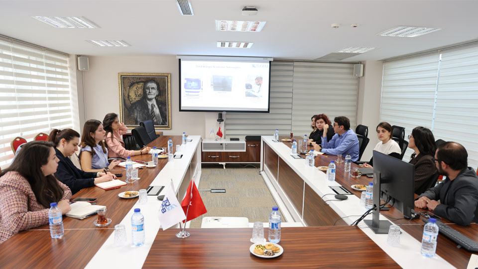 T.C. Savunma Sanayii Başkanlığı ile Türkiye Biyoteknoloji Enstitüsü Arasında Biyoteknoloji OTAĞ Kapsamında İş Birliği Görüşmesi Gerçekleştirildi