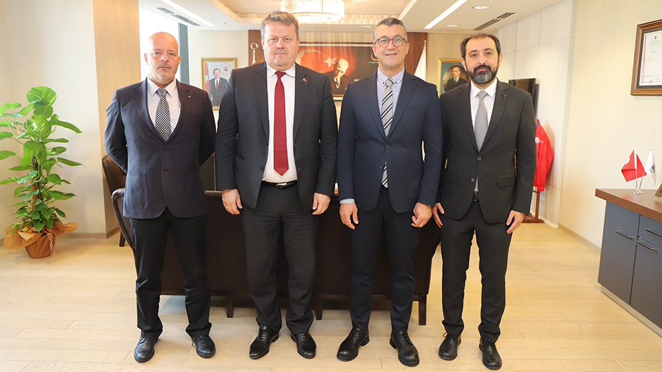 SSB Harekât Destek Grup Başkanı Yüksel Ünal, TÜSEB Başkanı Prof. Dr. Ümit Kervan'ı Makamında Ziyaret Etti