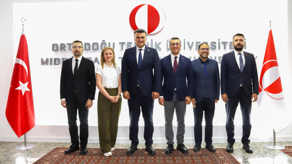 TÜSEB Başkanı Prof. Dr. Ümit KERVAN ODTÜ Rektörü Prof. Dr. Ahmet YOZGATLIGİL’i Ziyaret Etti