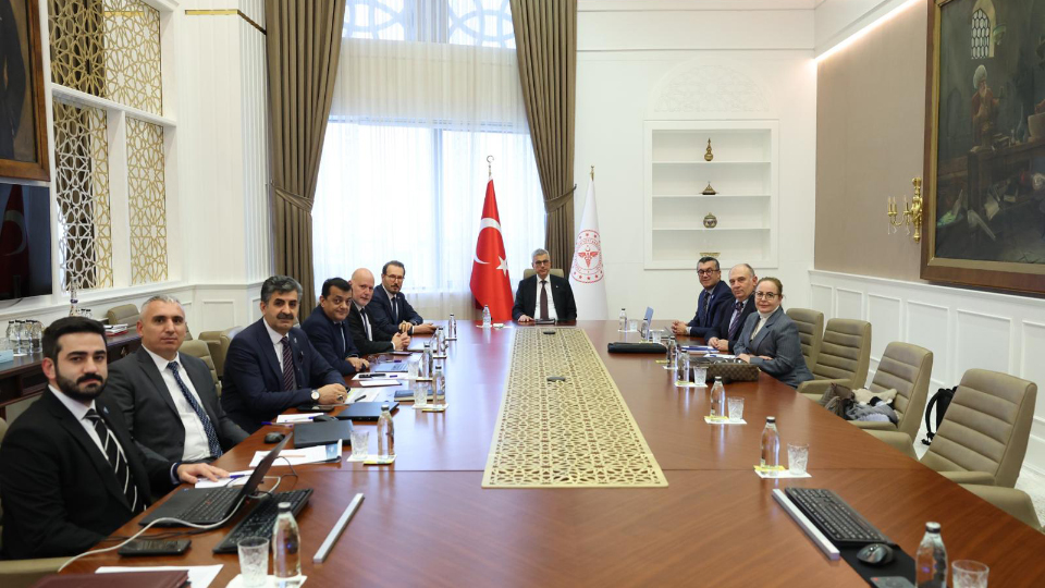 turkiye-saglik-enstituleri-baskanligi-tuseb-yonetim-kurulu-toplantisi-gerceklestirildi-20260217