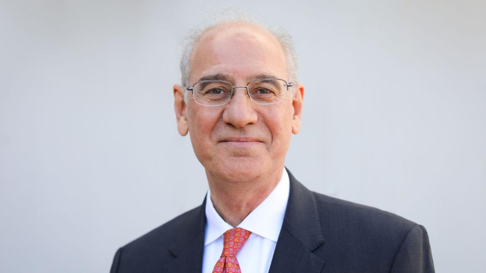 tuseb-uluslararasi-bilimsel-danisma-kurulu-uyesi-prof-dr-rifat-atun-harvardda-julio-frenk-halk-sagligi-liderligi-profesorlugune-atandi-20260318