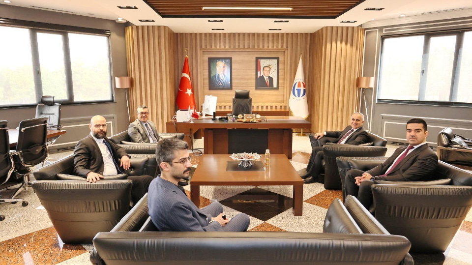 gaziantep-universitesi-rektoru-prof-dr-sait-mesut-dogan-ile-is-birligi-gorusmesi-gerceklestirildi-20260404