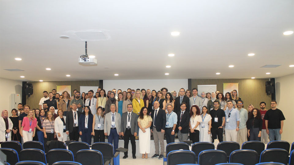 tuseb-ve-roche-turkiye-is-birligiyle-klinik-calismalar-okulu-temel-iyi-klinik-uygulamalari-egitimi-tamamlandi-20260629