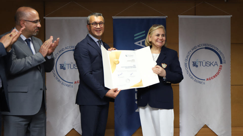 medicana-international-ankara-hastanesi039ne-tuska-akreditasyon-belgesi-takdim-edildi-20260805