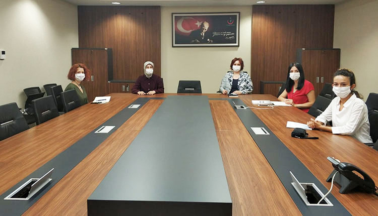 SGHM Sağlıkta Kalite, Akreditasyon ve Çalışan Hakları Daire Başkanlığı ve Enstitümüz arasında Sağlıkta Akreditasyon Standartlarının Revizyonuna yönelik toplantı gerçekleştirildi.