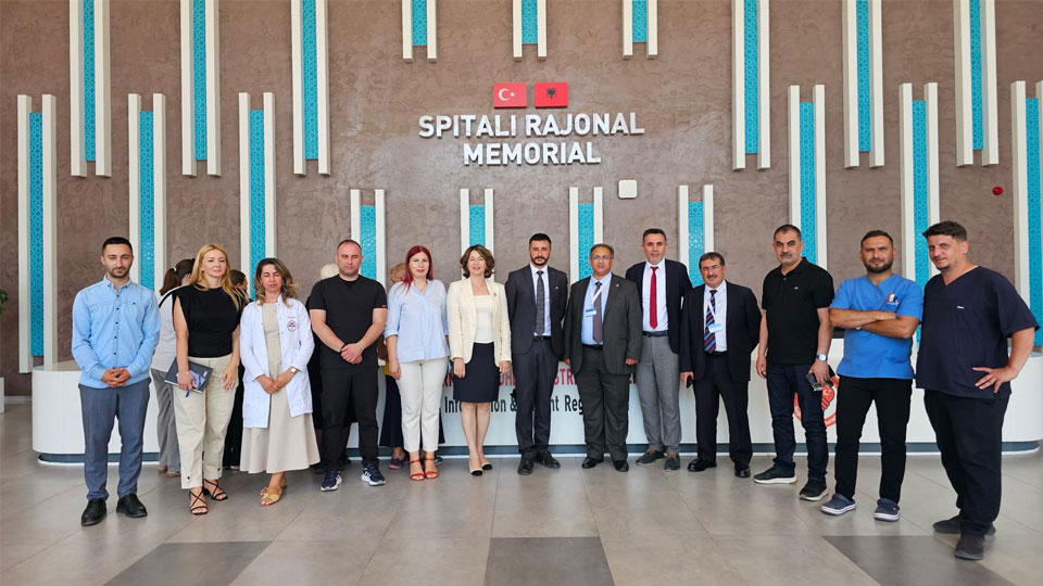 Spitali Rajonal Memorial Türkiye-Arnavutluk Fier Dostluk Hastanesi’nde TÜSKA Akreditasyonuna Yönelik Eğitim ve Değerlendirme Çalışmaları Tamamlandı