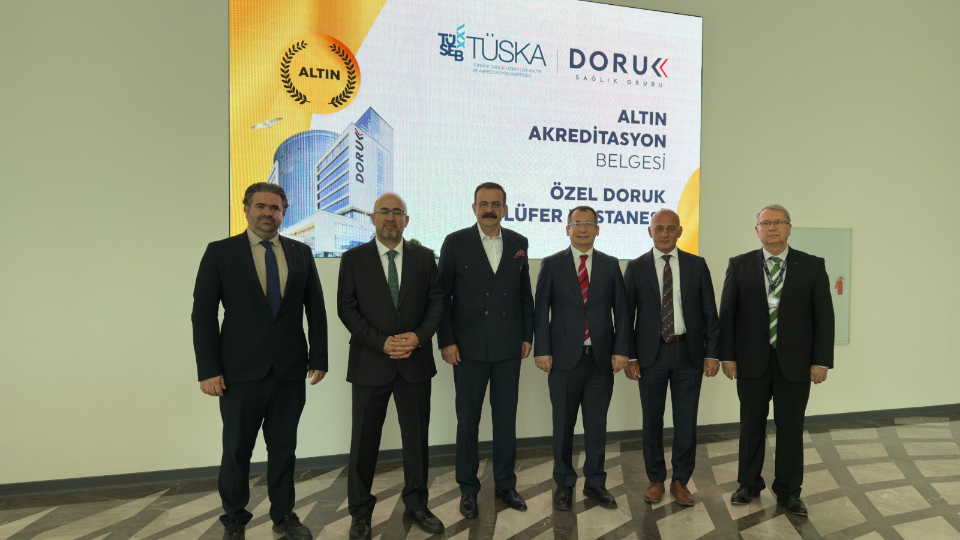 Bursa’nın TÜSKA’dan akredite ilk sağlık tesisi olan Özel Doruk Nilüfer Hastanesi'ne Altın Akreditasyon Belgesi Takdim Edildi