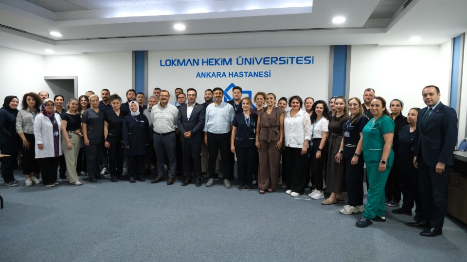 Lokman Hekim Üniversitesi Sağlık Uygulama ve Araştırma Merkezi’nde Akreditasyon Eğitimi Gerçekleştirildi