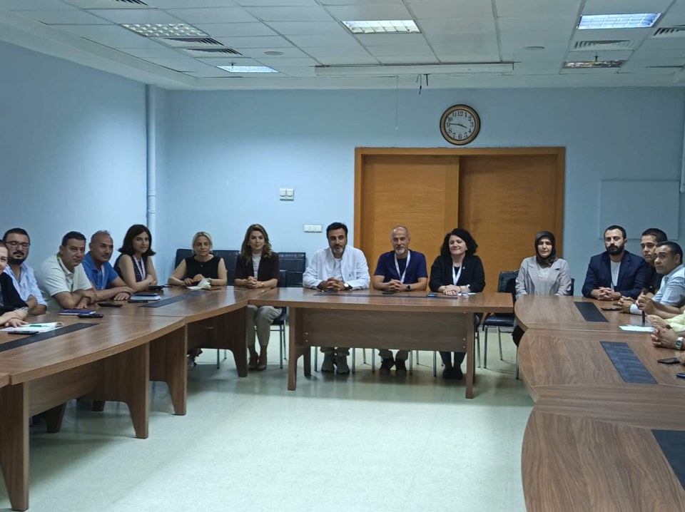 Sağlık Bilimleri Üniversitesi Van Eğitim ve Araştırma Hastanesi’nde Akreditasyon Eğitimi Gerçekleştirildi