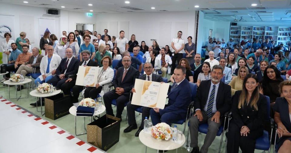 Yeditepe Üniversitesi İhtisas Uygulama ve Araştırma Merkezi’ne TÜSKA Akreditasyon Belgesi Takdim Edildi - görsel 2