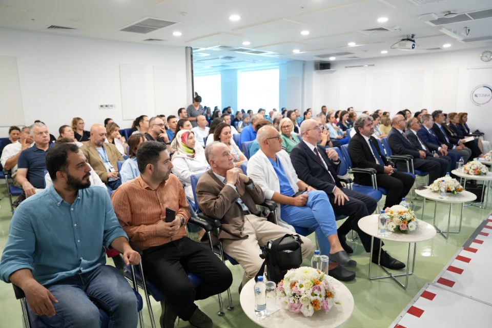 Yeditepe Üniversitesi İhtisas Uygulama ve Araştırma Merkezi’ne TÜSKA Akreditasyon Belgesi Takdim Edildi - görsel 9
