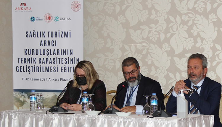 Prof. Dr. Hasan Hüseyin YILDIRIM Sağlık Turizmi Eğitimi'nde oturum başkanlığı yaptı.