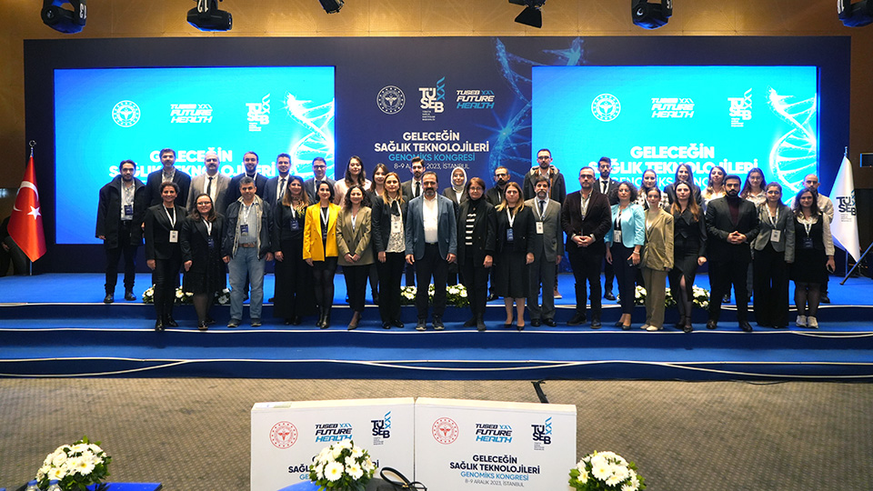  Türkiye Sağlık Veri Araştırmaları ve Yapay Zekâ Uygulamaları Enstitüsü Geleceğin Sağlık Teknolojileri-Genomiks Kongresi’ne Katılım Sağladı
