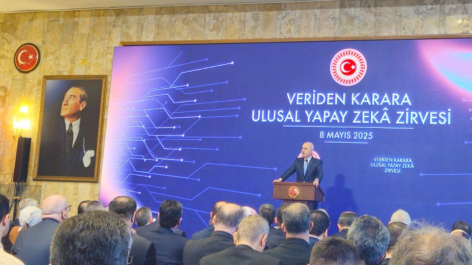 Türkiye Büyük Millet Meclisi’nde “Veriden Karara: Ulusal Yapay Zeka Zirvesi” 8 Mayıs 2025 Tarihinde  Düzenlendi
