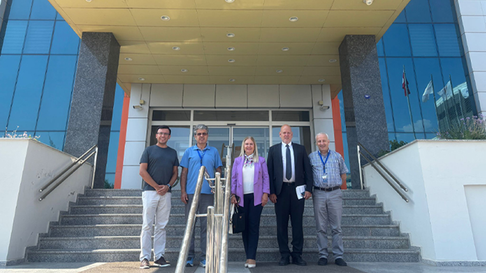  TÜYZE ve GETAT Enstitülerinden İzmir Biyotıp ve Genom Merkezi’ne Ziyaret Gerçekleştirildi